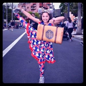 Charlies project adorable Mickey outfit size 8/10